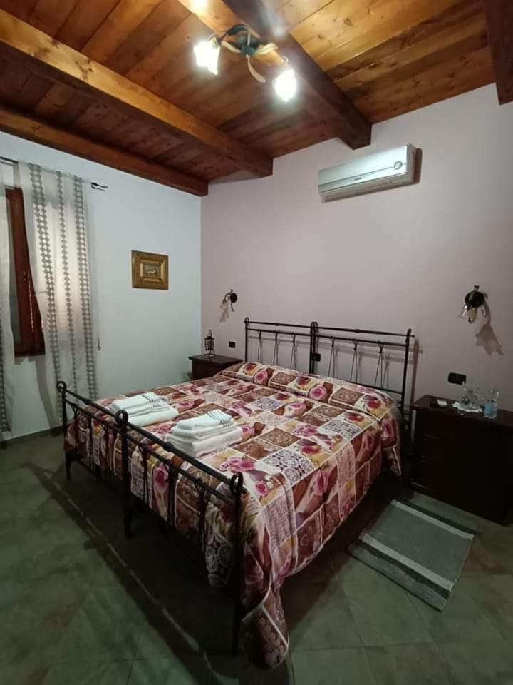 B&B Funtanadetalia Olmedo Exterior foto
